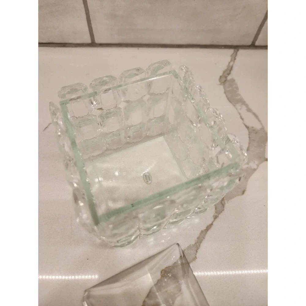 Vidali Collection Crystal Square Lidded Trinket Jewelry Box 2 Small Chips On Lid